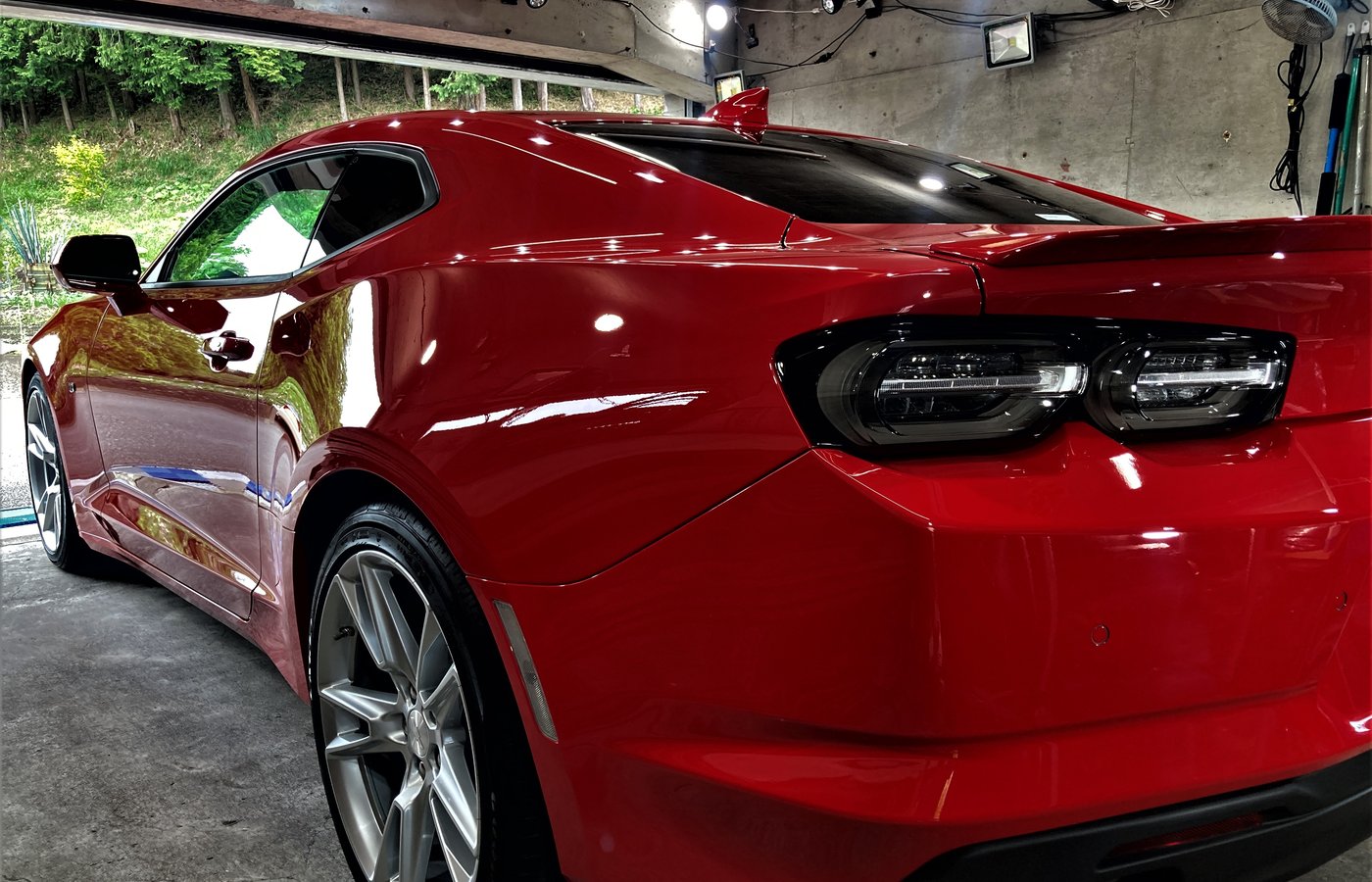 静岡県富士市のGARAGE ETERNALがガラスコーティングしたカマロ