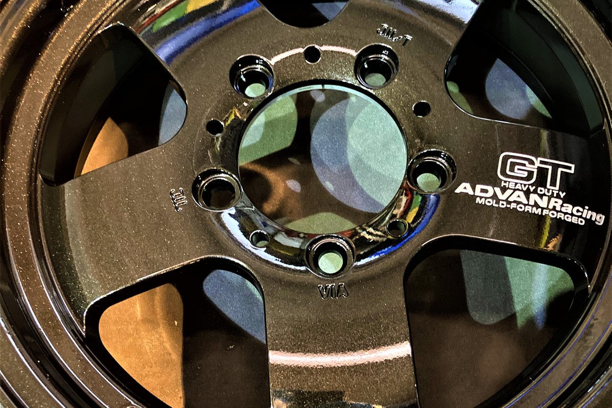 静岡県富士市のGARAGE ETERNALのホイールコーティング焼き付け